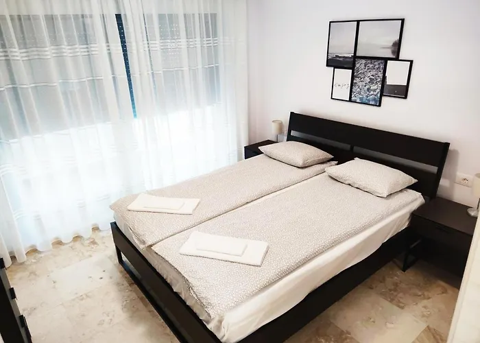 Apartment Wave 2 Promenada Beny Năvodari